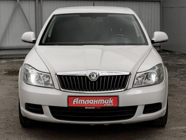 Skoda Octavia II (A5) Рестайлинг с пробегом 2013 года, цена 1 000 000 рублей, 191041 км, лифтбек, Автокод Объявления