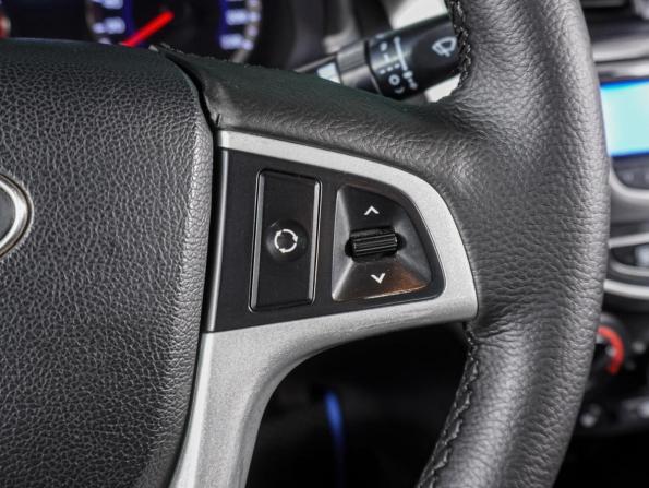 Hyundai Solaris I с пробегом 2012 года, цена 799 000 рублей, 221714 км, седан, Автокод Объявления
