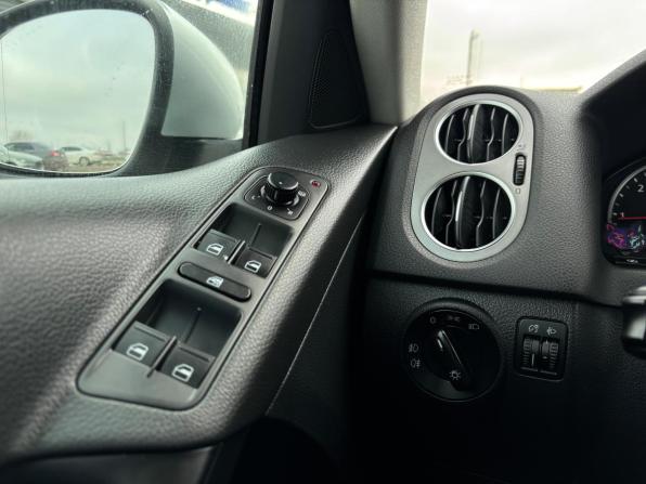 Volkswagen Tiguan I с пробегом 2010 года, цена 1 035 000 рублей, 235583 км, внедорожник, Автокод Объявления