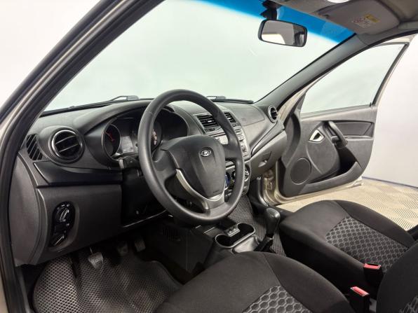 Lada (ВАЗ) Granta I Рестайлинг с пробегом 2022 года, цена 750 000 рублей, 56901 км, седан, Автокод Объявления