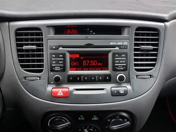 Kia Rio II Рестайлинг с пробегом 2011 года, цена 465 000 рублей, 234318 км, седан, Автокод Объявления