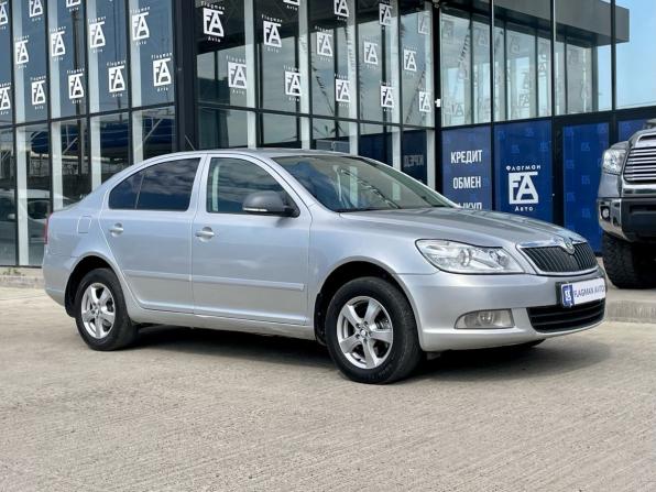 Skoda Octavia II (A5) Рестайлинг с пробегом 2012 года, цена 620 000 рублей, 205360 км, лифтбек, Автокод Объявления
