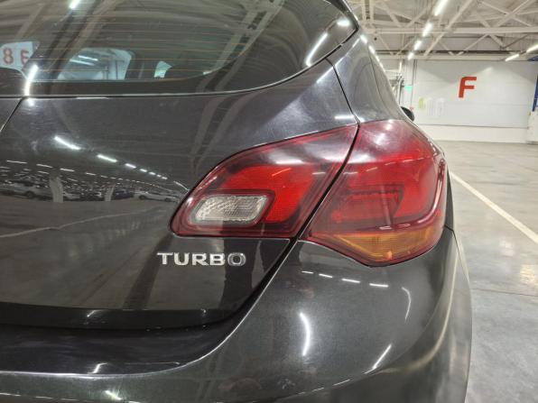 Opel Astra J Рестайлинг с пробегом 2013 года, цена 570 000 рублей, 260531 км, хэтчбек, Автокод Объявления