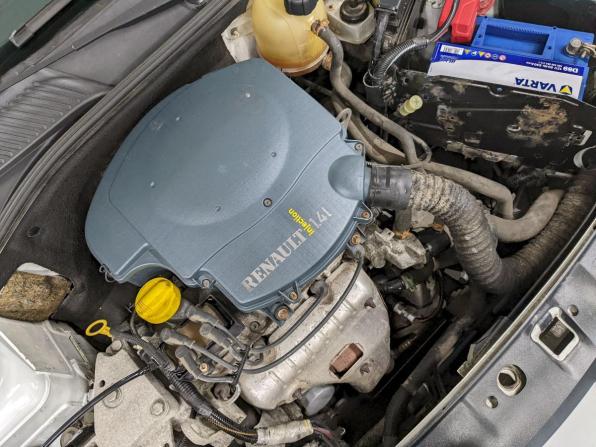 Renault Symbol I Рестайлинг с пробегом 2005 года, цена 550 000 рублей, 43000 км, седан, Автокод Объявления