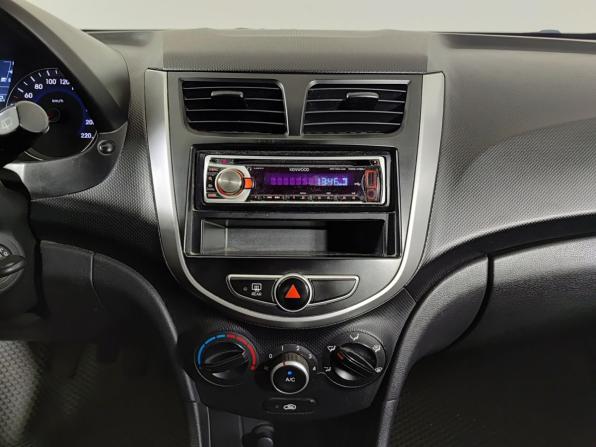 Hyundai Solaris I с пробегом 2011 года, цена 630 000 рублей, 193002 км, седан, Автокод Объявления