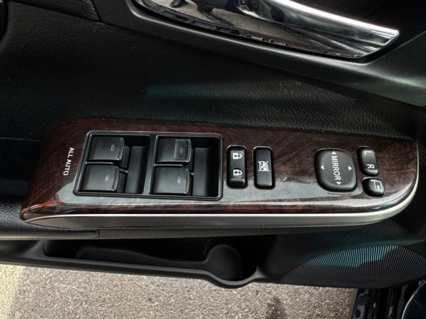 Toyota Camry VII (XV50) Рестайлинг 2 с пробегом 2017 года, цена 2 170 000 рублей, 183533 км, седан, Автокод Объявления