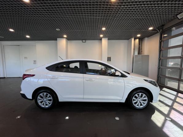 Hyundai Solaris II Рестайлинг с пробегом 2022 года, цена 1 459 400 рублей, 112591 км, седан, Автокод Объявления