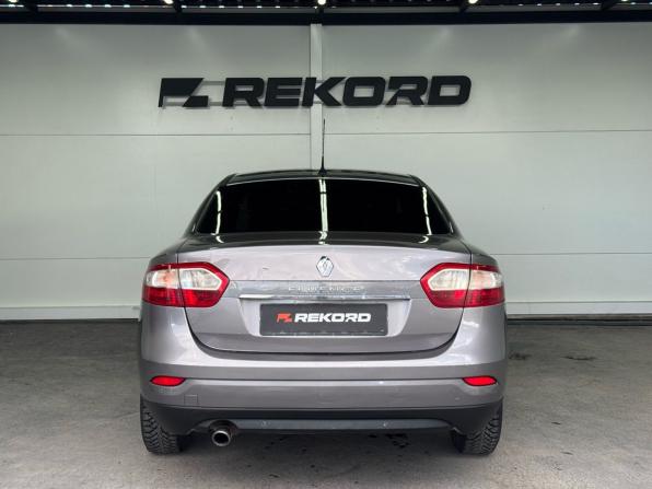 Renault Fluence I с пробегом 2010 года, цена 560 000 рублей, 156130 км, седан, Автокод Объявления