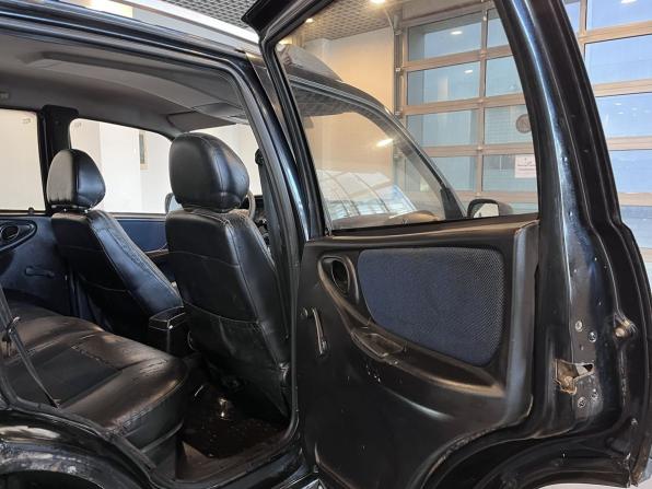 Chevrolet Niva I Рестайлинг с пробегом 2011 года, цена 270 000 рублей, 266856 км, внедорожник, Автокод Объявления