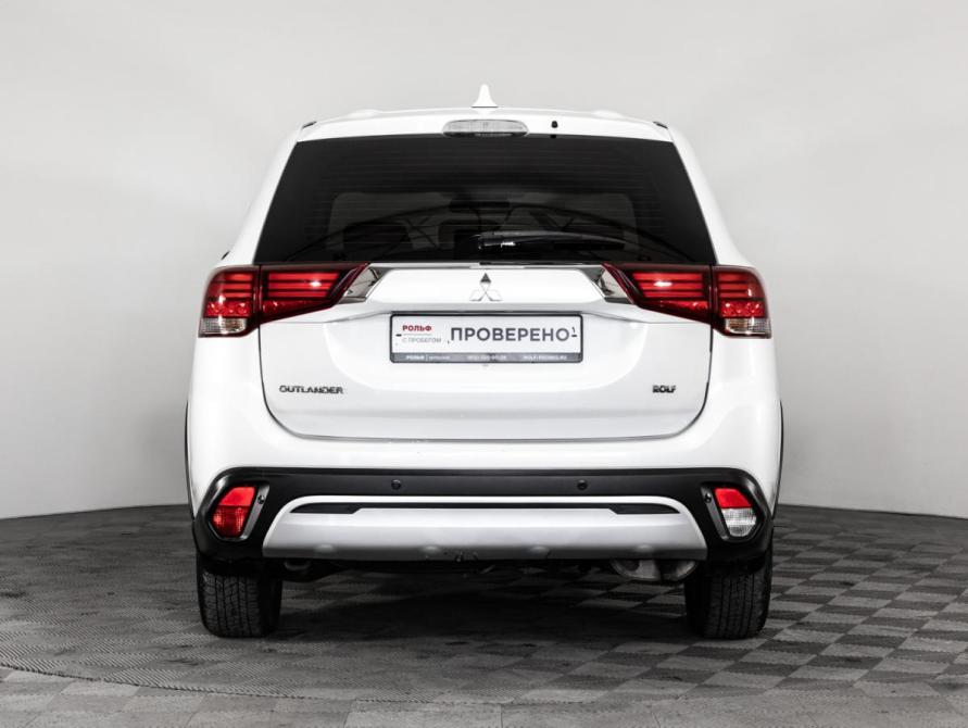Mitsubishi Outlander III Рестайлинг 3 Санкт-Петербург  - изображение 6