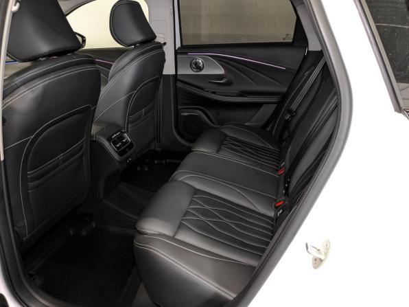 Chery Arrizo 8 с пробегом 2025 года, цена 2 555 000 рублей, 4906 км, седан, Автокод Объявления