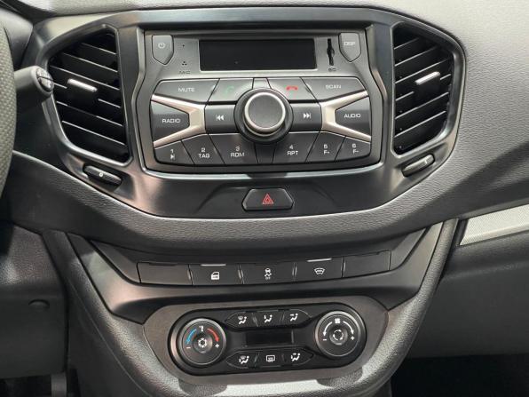Lada (ВАЗ) Vesta I с пробегом 2018 года, цена 865 000 рублей, 82000 км, седан, Автокод Объявления