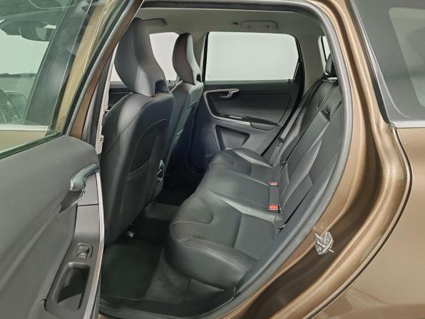 Volvo XC60 I Рестайлинг с пробегом 2015 года, цена 2 450 000 рублей, 82007 км, внедорожник, Автокод Объявления