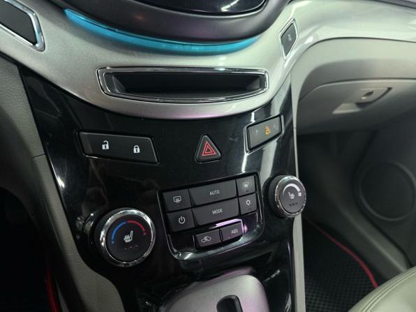 Chevrolet Orlando I с пробегом 2012 года, цена 1 150 000 рублей, 262071 км, компактвэн, Автокод Объявления
