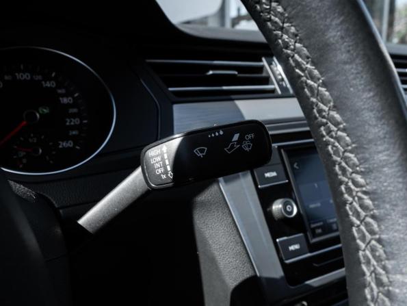 Volkswagen Passat B8 Рестайлинг с пробегом 2020 года, цена 2 390 000 рублей, 64339 км, седан, Автокод Объявления