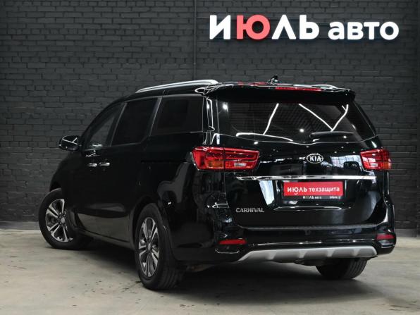 Kia Carnival III с пробегом 2020 года, цена 3 200 000 рублей, 122400 км, минивэн, Автокод Объявления