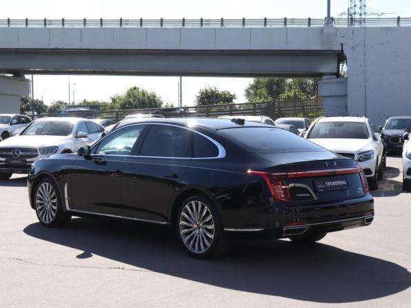 Hongqi H9 I с пробегом 2023 года, цена 4 300 000 рублей, 1826 км, седан, Автокод Объявления