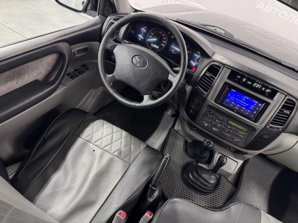 Toyota Land Cruiser 100 Series Рестайлинг 2 с пробегом 2006 года, цена 2 230 000 рублей, 390561 км, внедорожник, Автокод Объявления