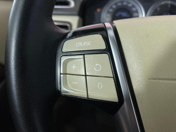 Volvo XC70 II с пробегом 2012 года, цена 1 261 000 рублей, 358962 км, универсал, Автокод Объявления