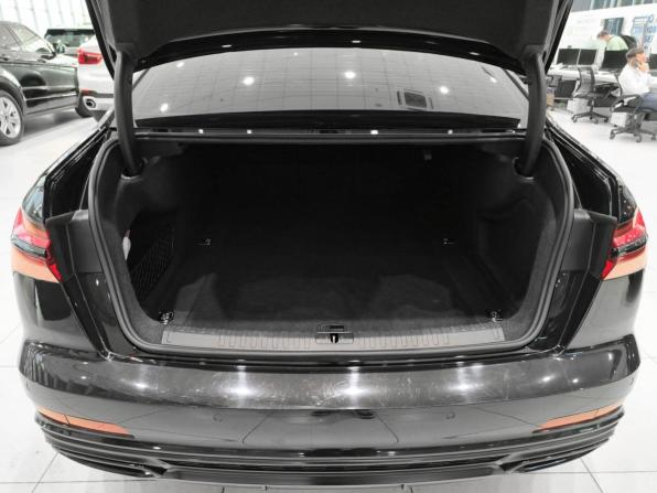Audi A6 V (C8) с пробегом 2022 года, цена 3 578 000 рублей, 105061 км, седан, Автокод Объявления