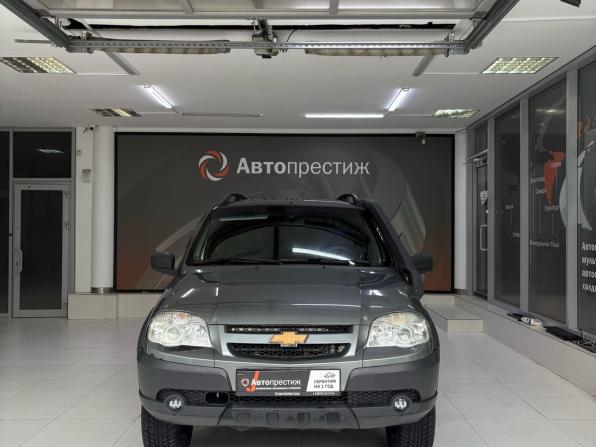 Chevrolet Niva I Рестайлинг с пробегом 2018 года, цена 740 000 рублей, 178582 км, внедорожник, Автокод Объявления