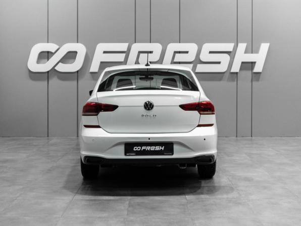 Volkswagen Polo VI с пробегом 2022 года, цена 1 699 000 рублей, 64315 км, лифтбек, Автокод Объявления