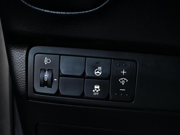 Kia Soul II Рестайлинг с пробегом 2018 года, цена 1 185 000 рублей, 214949 км, хэтчбек, Автокод Объявления