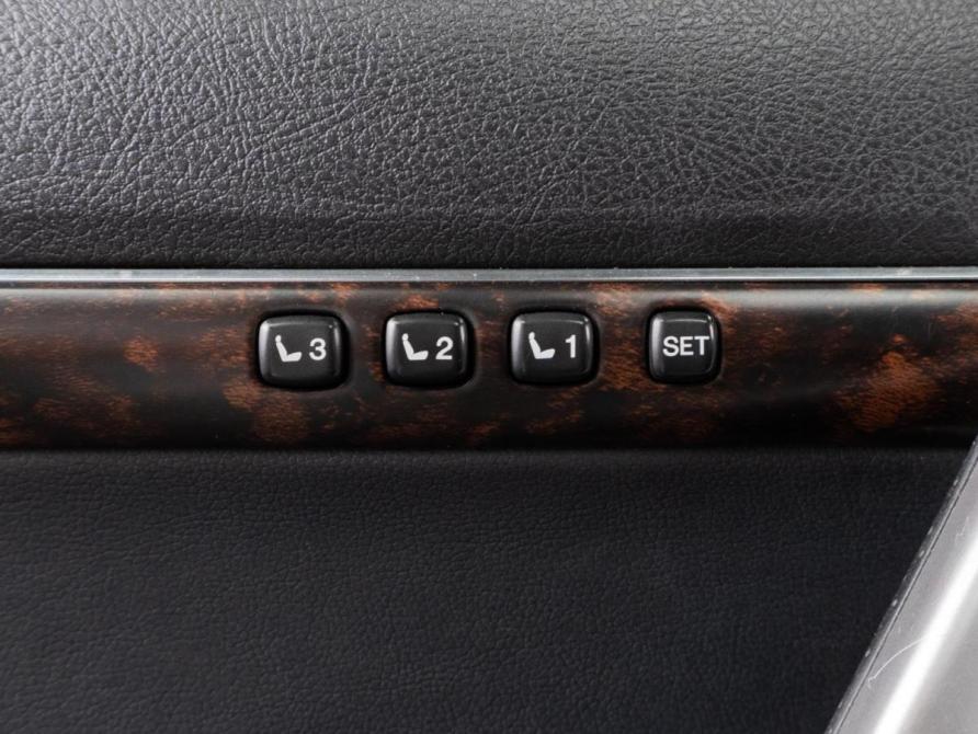 Toyota Land Cruiser 200 Series Рестайлинг 1 Тюмень  - изображение 23