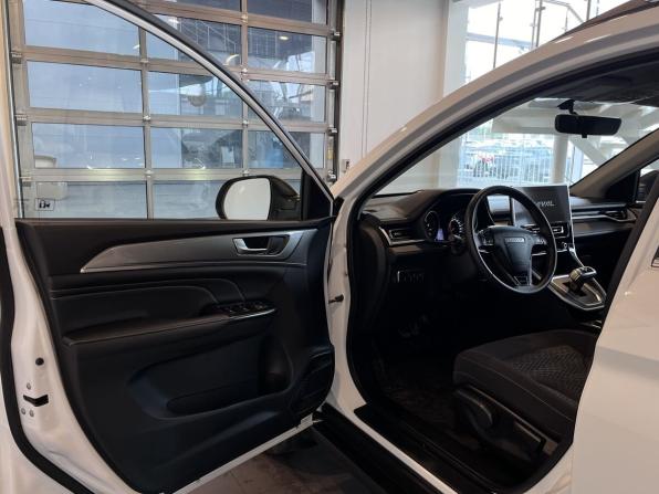 Haval M6 II с пробегом 2023 года, цена 1 780 000 рублей, 42848 км, внедорожник, Автокод Объявления