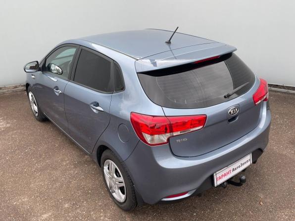 Kia Rio III Рестайлинг с пробегом 2015 года, цена 899 000 рублей, 178522 км, хэтчбек, Автокод Объявления