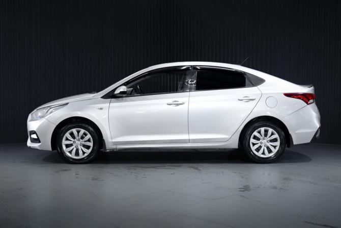 Hyundai Solaris II с пробегом 2017 года, цена 799 000 рублей, 314147 км, седан, Автокод Объявления