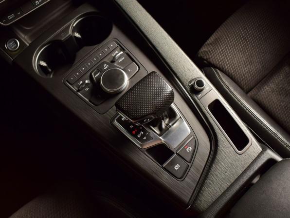 Audi A5 II (F5) с пробегом 2017 года, цена 3 099 997 рублей, 164689 км, лифтбек, Автокод Объявления
