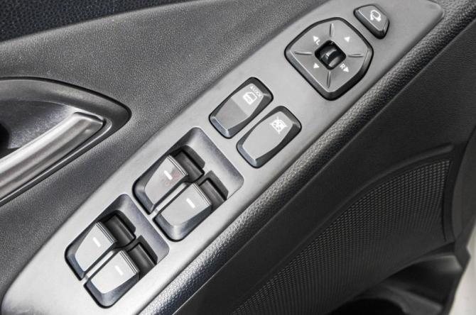 Hyundai ix35 I с пробегом 2011 года, цена 1 349 000 рублей, 242000 км, внедорожник, Автокод Объявления
