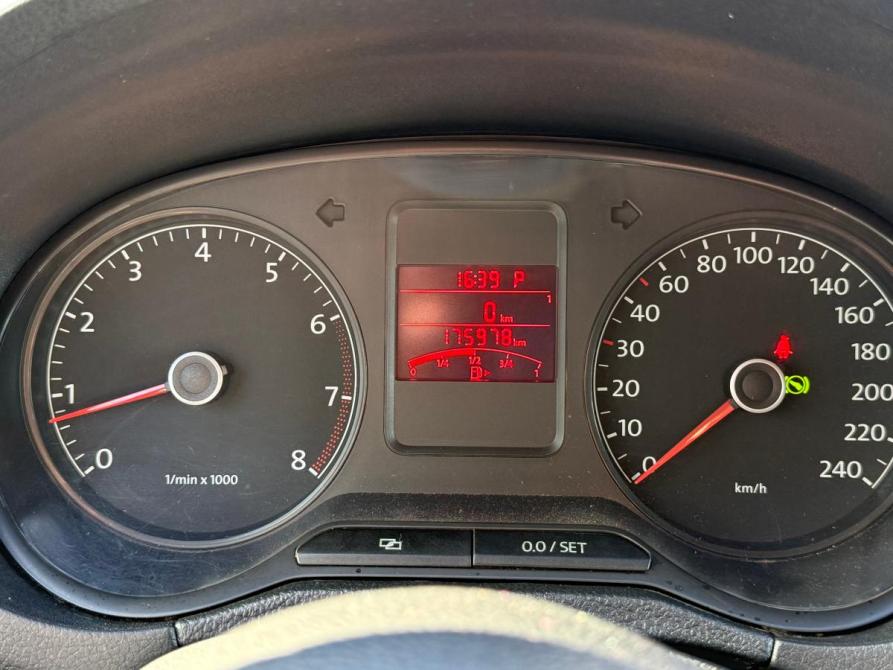 Volkswagen Polo V Курган  - изображение 11