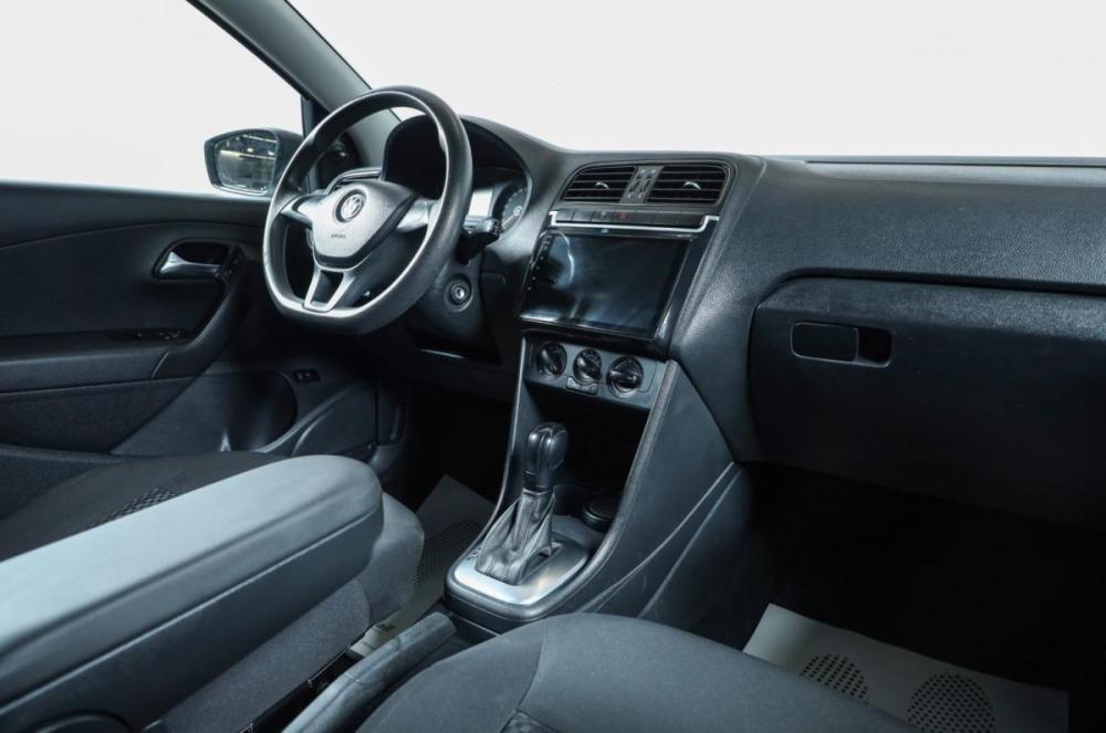 Volkswagen Polo V Рестайлинг Новосибирск  - изображение 10