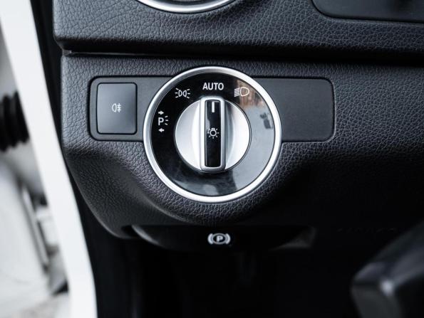 Mercedes-Benz C-Класс III (W204) Рестайлинг с пробегом 2011 года, цена 1 425 000 рублей, 138176 км, седан, Автокод Объявления