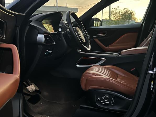Jaguar F-Pace I с пробегом 2017 года, цена 2 190 000 рублей, 134601 км, внедорожник, Автокод Объявления