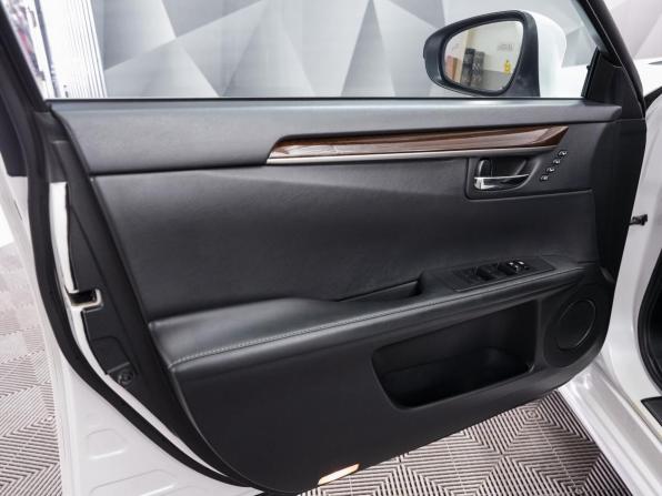 Lexus ES VI с пробегом 2014 года, цена 2 190 000 рублей, 216600 км, седан, Автокод Объявления
