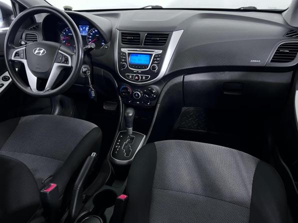 Hyundai Solaris I с пробегом 2012 года, цена 887 000 рублей, 95674 км, хэтчбек, Автокод Объявления