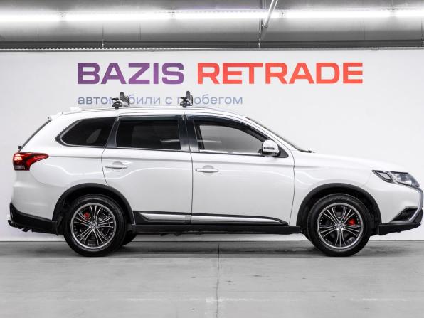 Mitsubishi Outlander III Рестайлинг 3 с пробегом 2019 года, цена 2 599 000 рублей, 73006 км, внедорожник, Автокод Объявления