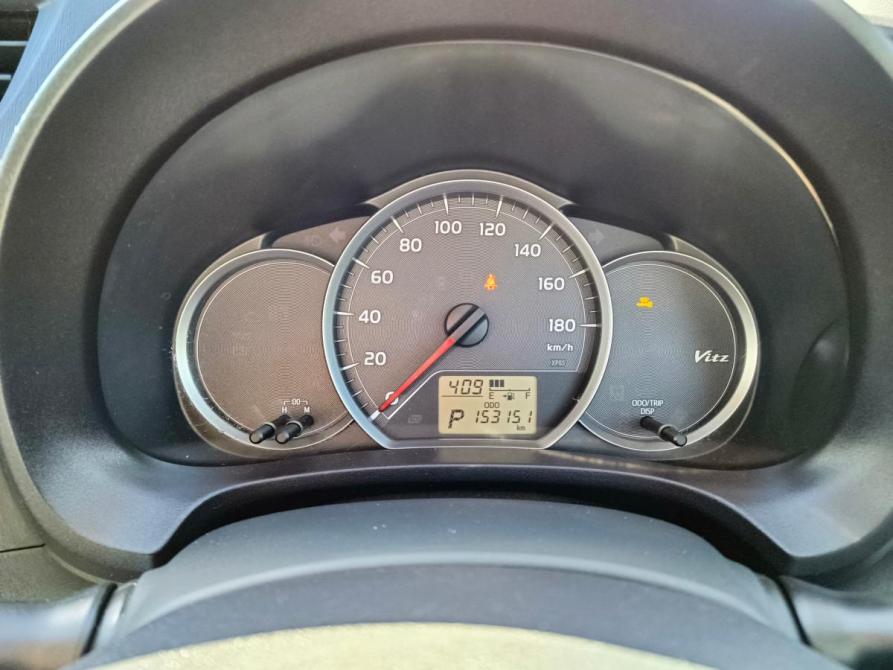 Toyota Vitz III (XP130) Тюмень  - изображение 15