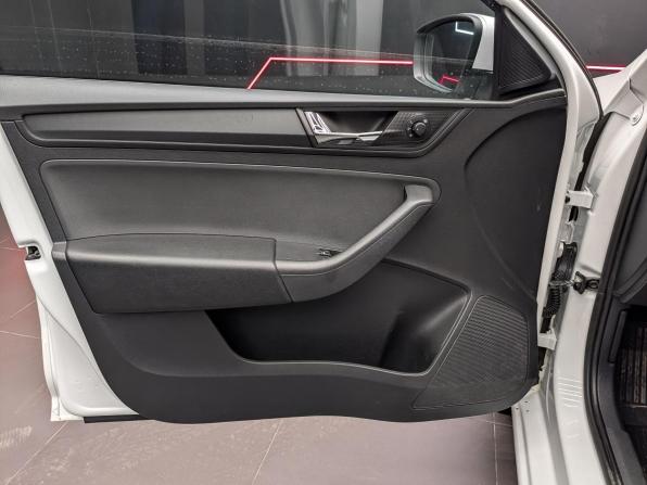 Skoda Rapid II с пробегом 2021 года, цена 1 170 000 рублей, 131773 км, лифтбек, Автокод Объявления