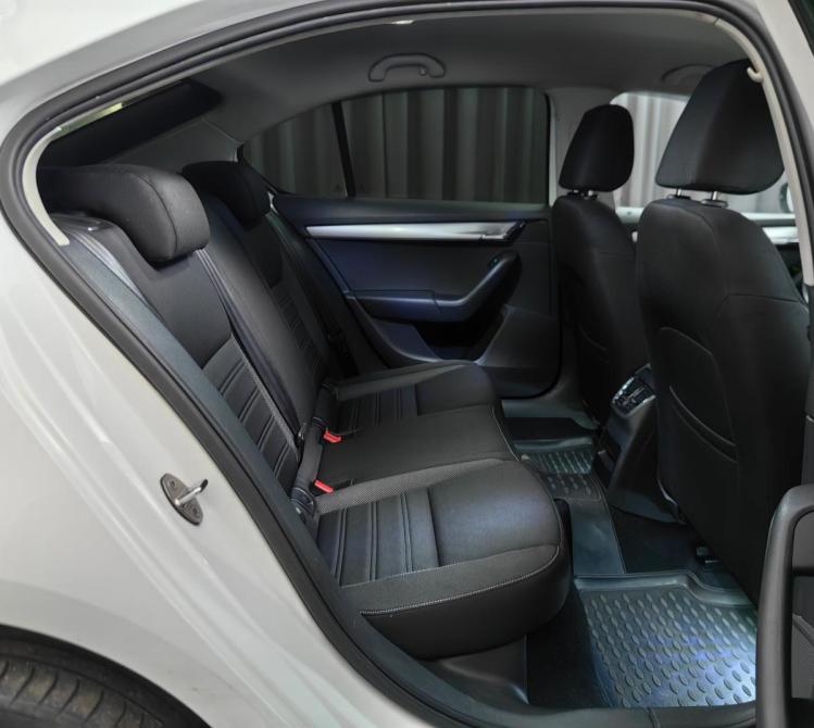 Skoda Octavia III (A7) Рестайлинг Москва  - изображение 10