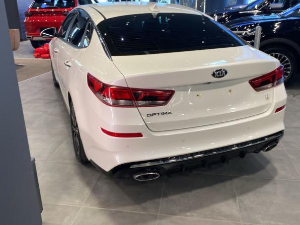 Kia Optima IV Рестайлинг с пробегом 2019 года, цена 1 840 000 рублей, 123000 км, седан, Автокод Объявления