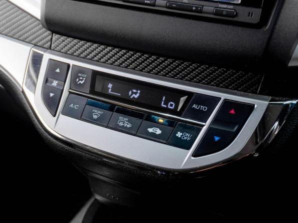 Honda Jade I с пробегом 2015 года, цена 1 499 000 рублей, 142000 км, компактвэн, Автокод Объявления