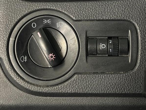 Volkswagen Polo V с пробегом 2015 года, цена 799 000 рублей, 249324 км, седан, Автокод Объявления