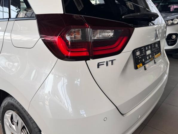 Honda Fit IV с пробегом 2020 года, цена 1 345 000 рублей, 64000 км, хэтчбек, Автокод Объявления