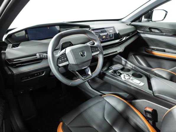 Changan UNI-V I с пробегом 2024 года, цена 2 499 000 рублей, 4600 км, лифтбек, Автокод Объявления