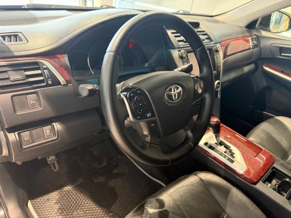 Toyota Camry VII (XV50) с пробегом 2014 года, цена 1 450 000 рублей, 268782 км, седан, Автокод Объявления