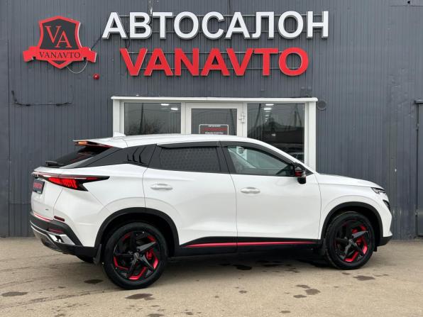 Omoda C5 I с пробегом 2023 года, цена 2 130 000 рублей, 10716 км, внедорожник, Автокод Объявления
